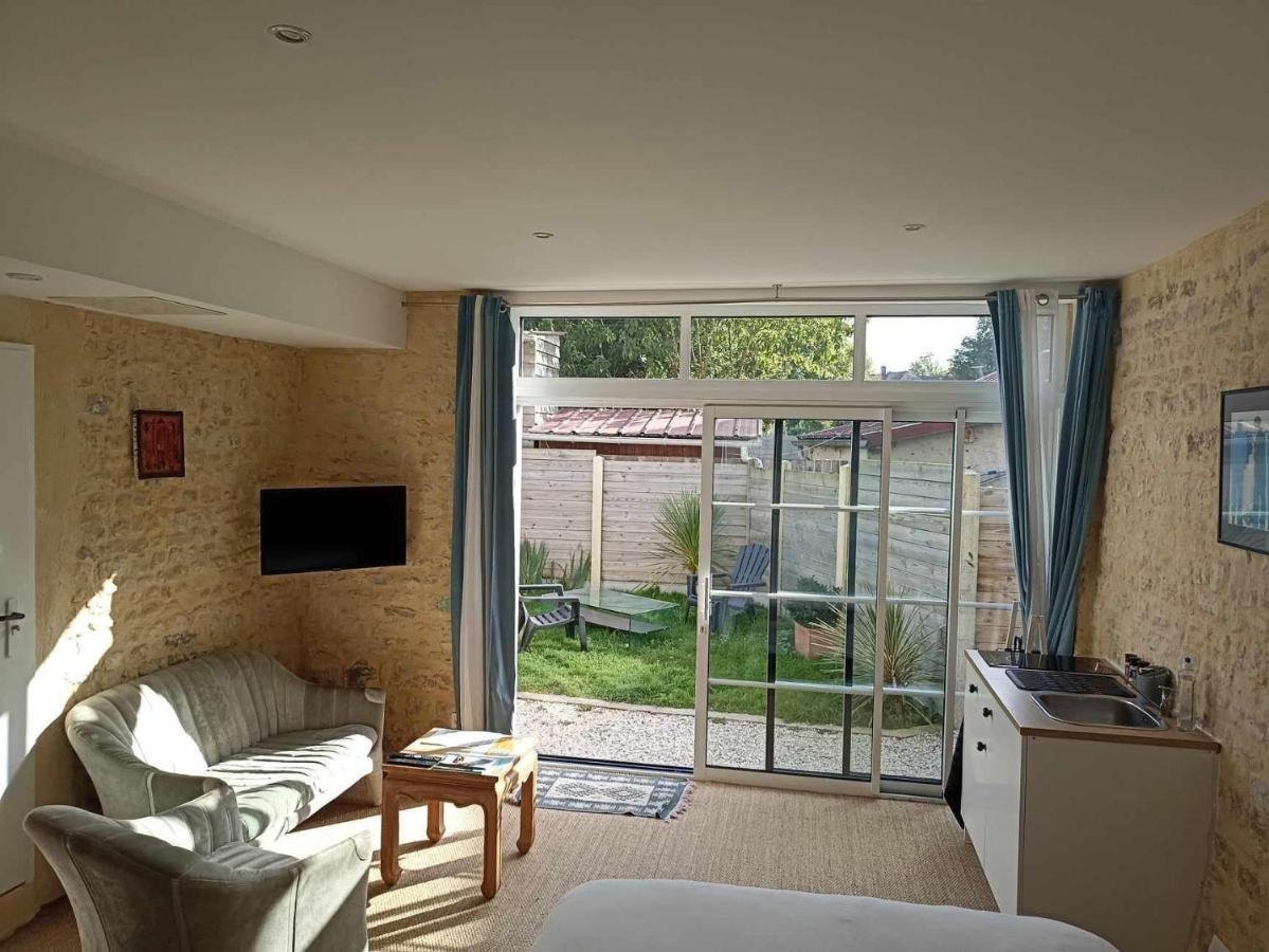 Studio Vargas Avec Jardin - Omaha Beach Colleville-sur-Mer Kültér fotó