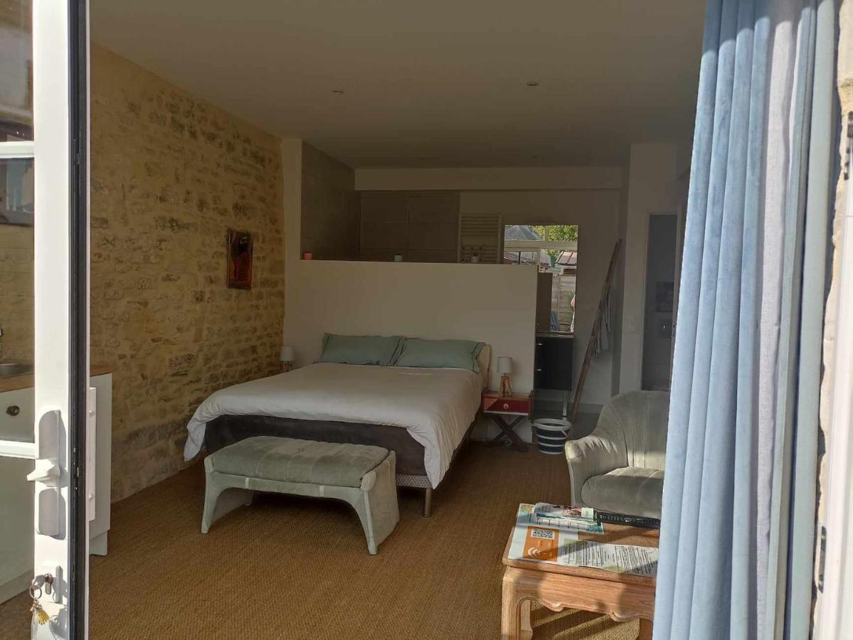 Studio Vargas Avec Jardin - Omaha Beach Colleville-sur-Mer Kültér fotó